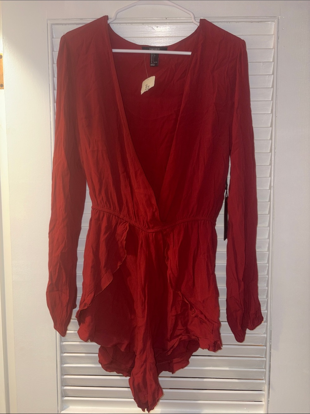 Trendy Brand New Red Long-Sleeve Ruffled Romper🔥